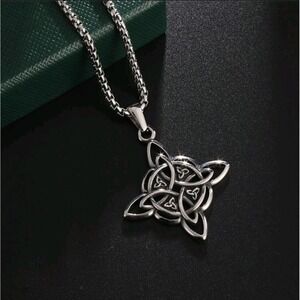 Vintage inspire irish celtic Women and men‎  Silver Color  Bow Knot Necklace